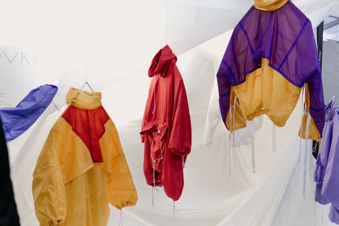 防晒服和皮肤衣区别,防晒衣和皮肤衣哪种防晒好