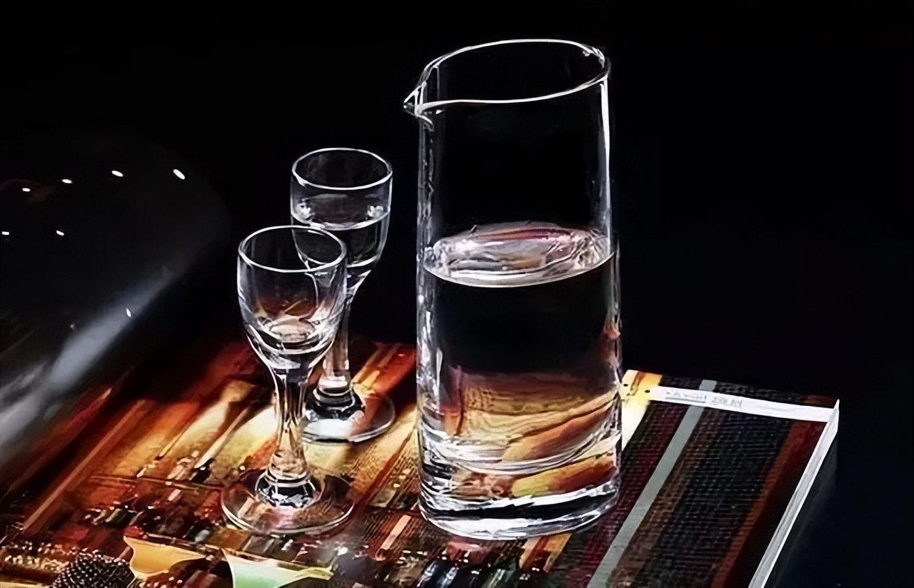 红酒怎么醒酒是整瓶都要醒吗,红酒醒得快还是白酒醒得快