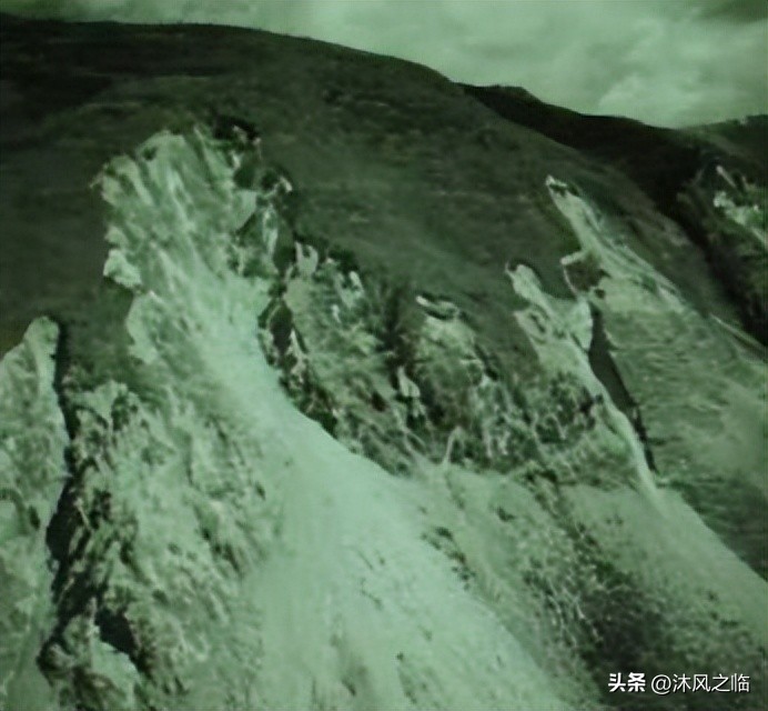 5.12大地震震级,相隔几百公里地震会有影响吗