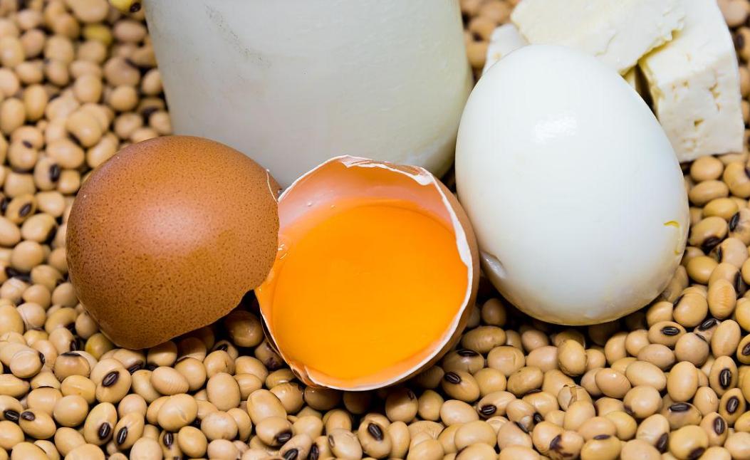 女性脱发的原因及解决方法,女性脱发比较严重防治方法