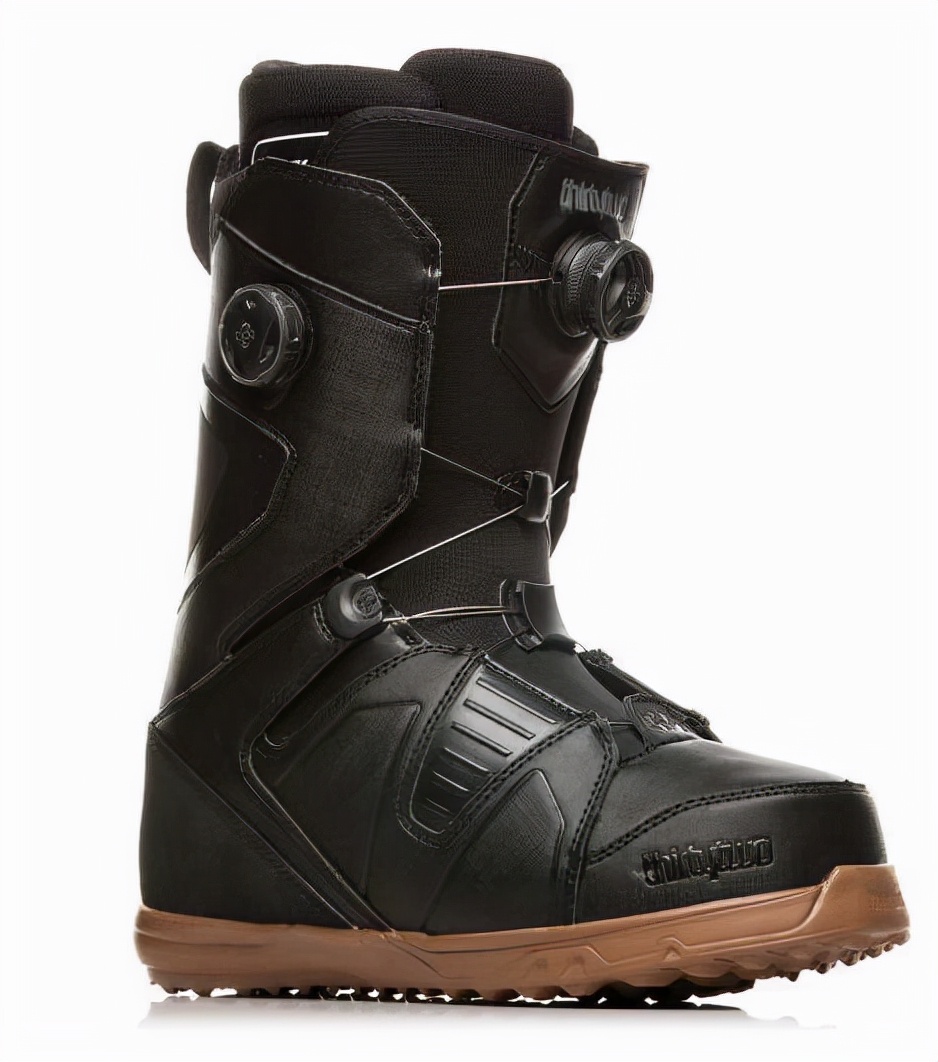 新手滑雪装备看这些就够,新手滑雪买的装备