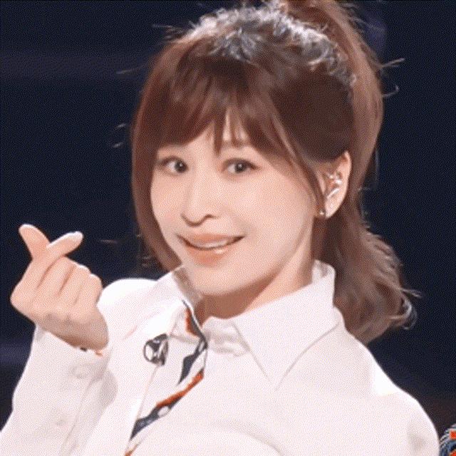 陷害王心凌，走红毯露*体下**卖肉，她就是周迅口中的“骚浪贱”！