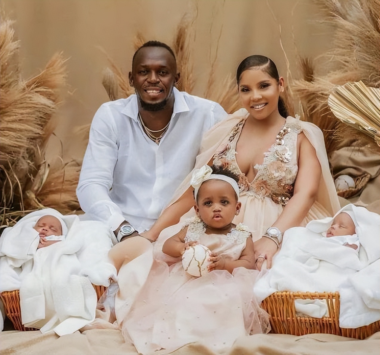 博尔特的孩子是儿子还是女儿,博尔特一共生了几个孩子