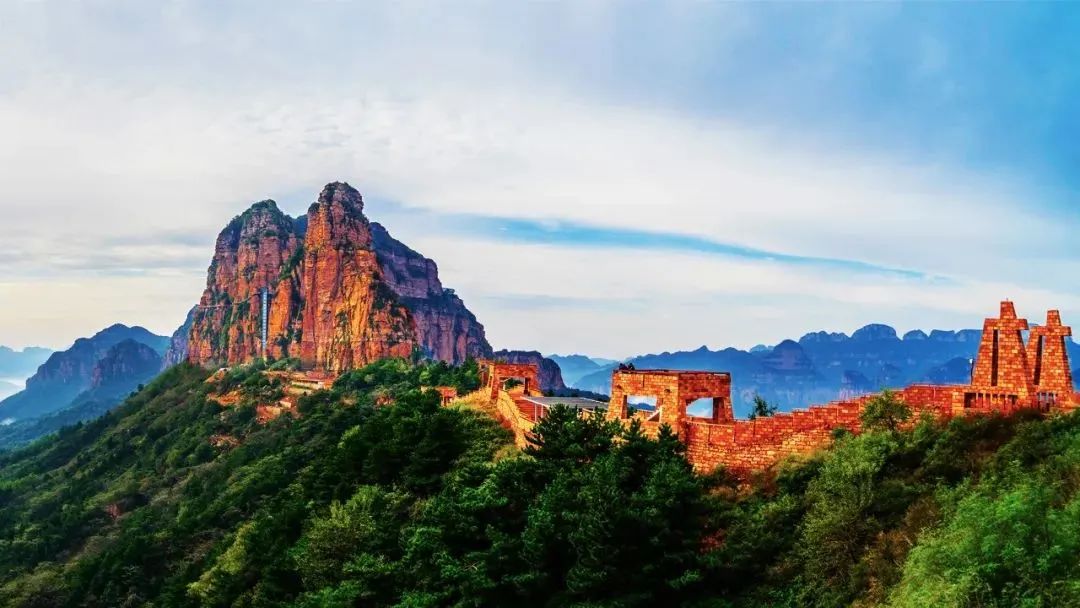 在东太行，与沧海桑田合个照