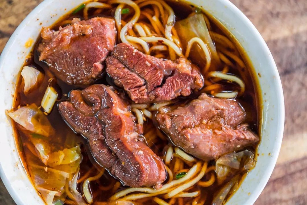 曾经风靡一时的重庆小面,还记得十多年前的重庆吗