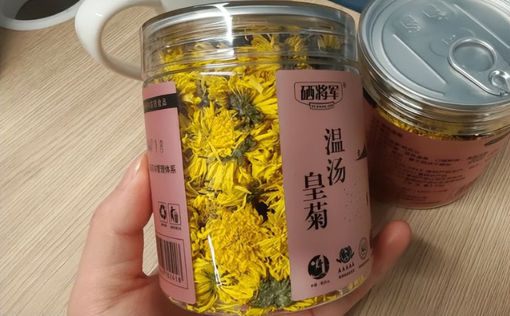 绿茶和红茶哪种茶好些一点,喝茶绿茶和红茶有什么区别