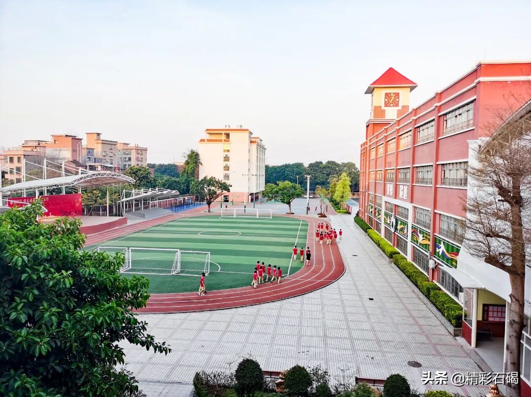 东莞石碣信息技术学校招生信息,东莞大朗四海英才学校招生简章