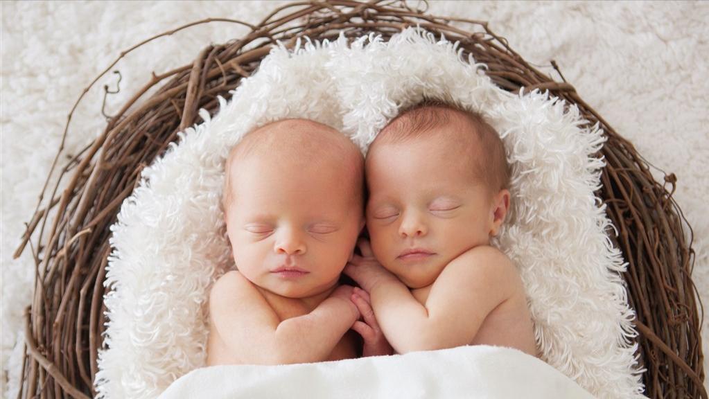 生双胞胎能打无痛吗,生双胞胎能足月吗