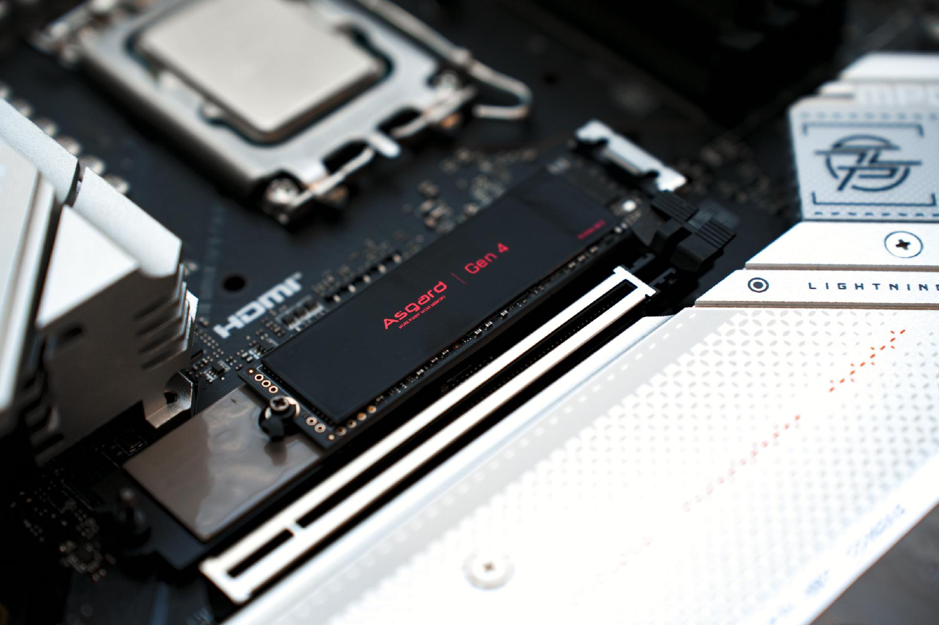 安钛克p1初星装什么水冷,安钛克p1机箱