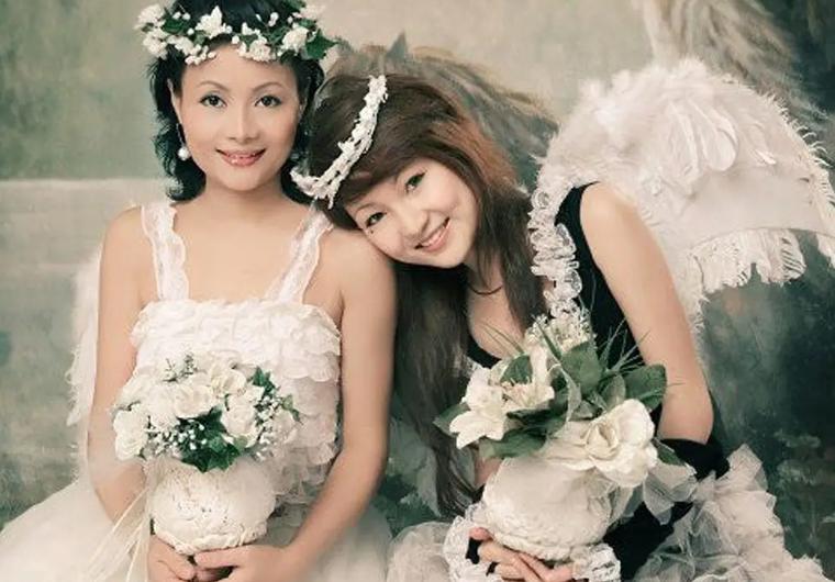 郭美美当年所犯何罪,郭美美事件中坐轮椅的人是谁