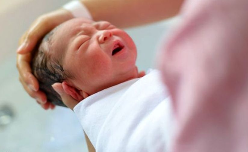 宝宝在娘胎的发育过程,新生儿有这四种表现天生智商高