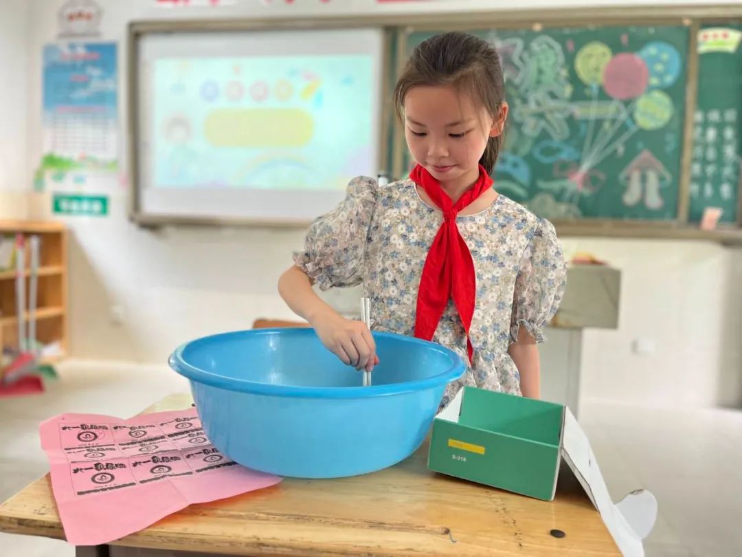 小学开展六一儿童节游园活动简讯,小学六一游园活动美篇