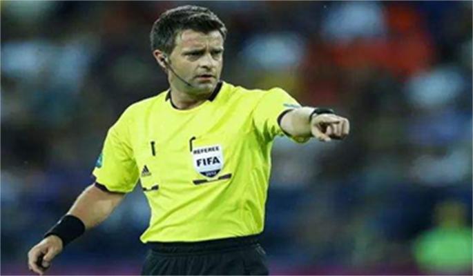 足球比赛用肘部进球是否有效,足球比赛球破了进球有效吗