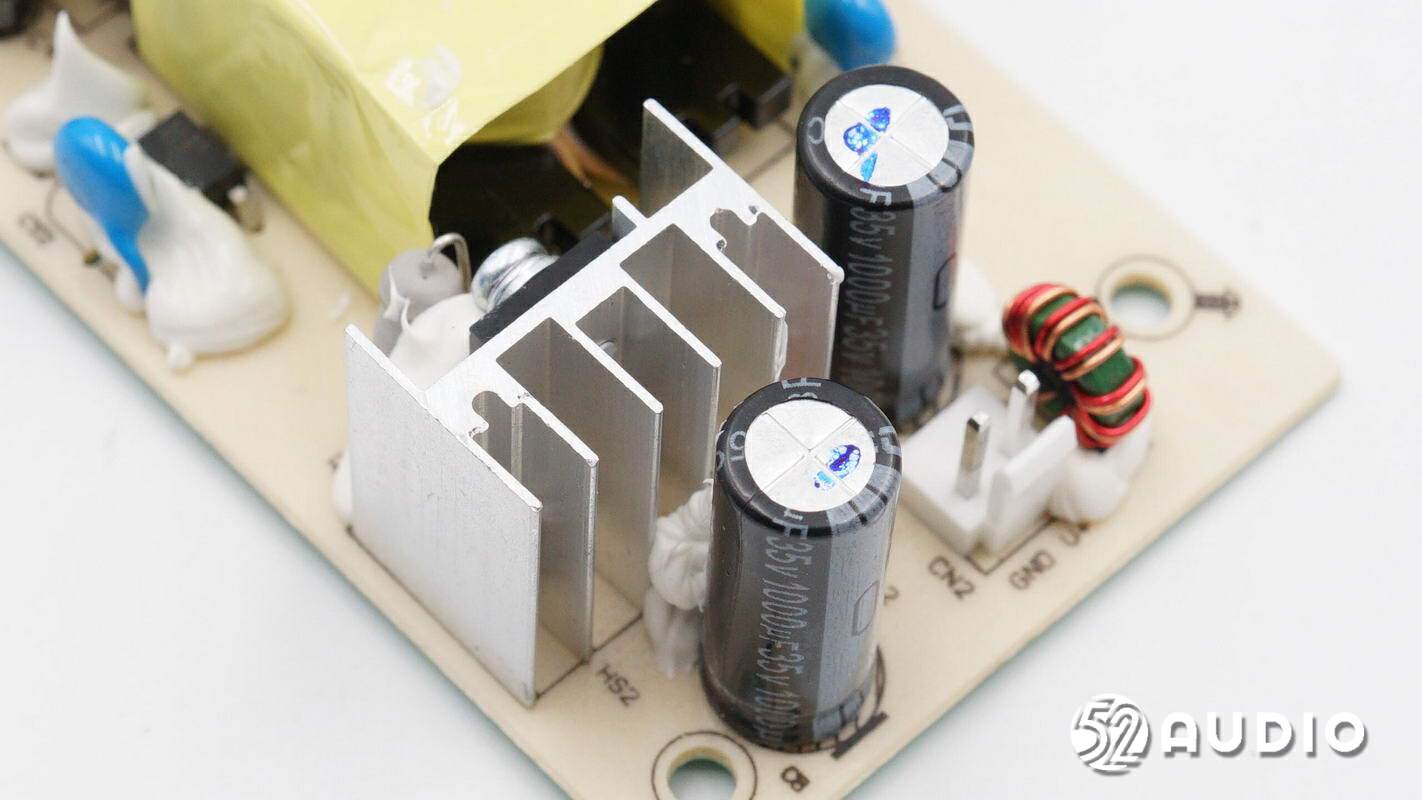 雷蛇天狼星v2专业版,razer雷蛇利维坦巨兽v2和天狼星v2