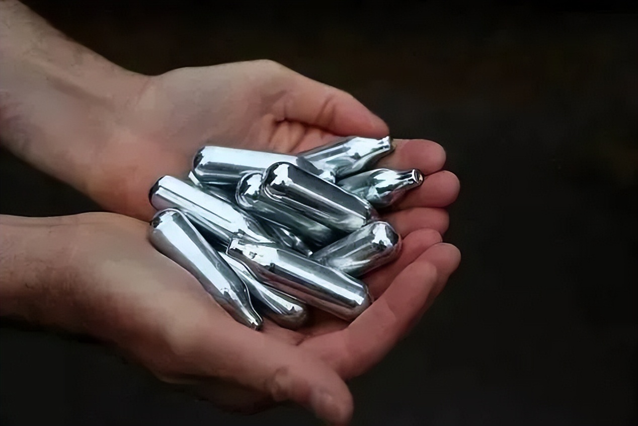 这些东西看起来“人畜无害”，竟然都是*品毒**！