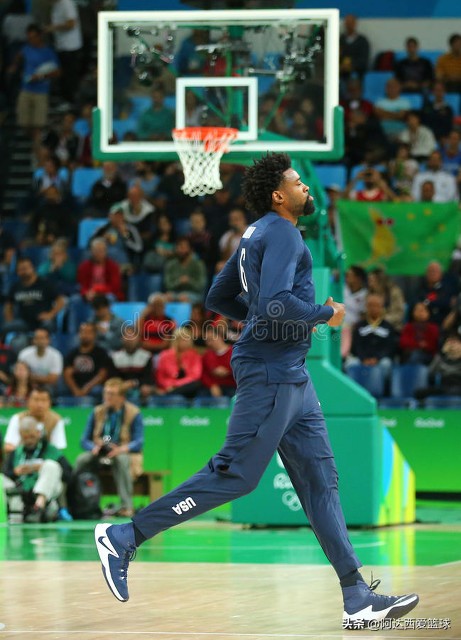 乔丹和詹姆斯打篮球,如果没有乔丹nba会发生什么