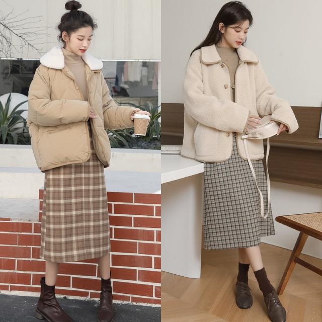 “短外套+裙子”=2022的显高穿搭，小个子很适用