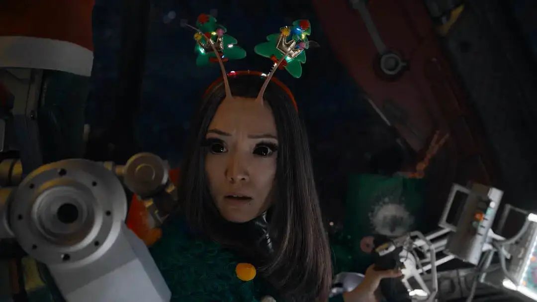 很像外星人的一个女生,很像外星人的女孩