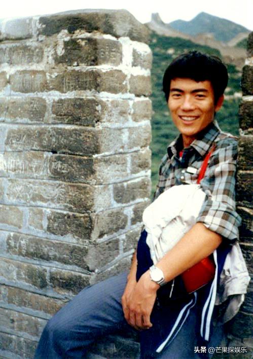 黄健翔卡戴珊赔了多少,黄健翔离婚官司