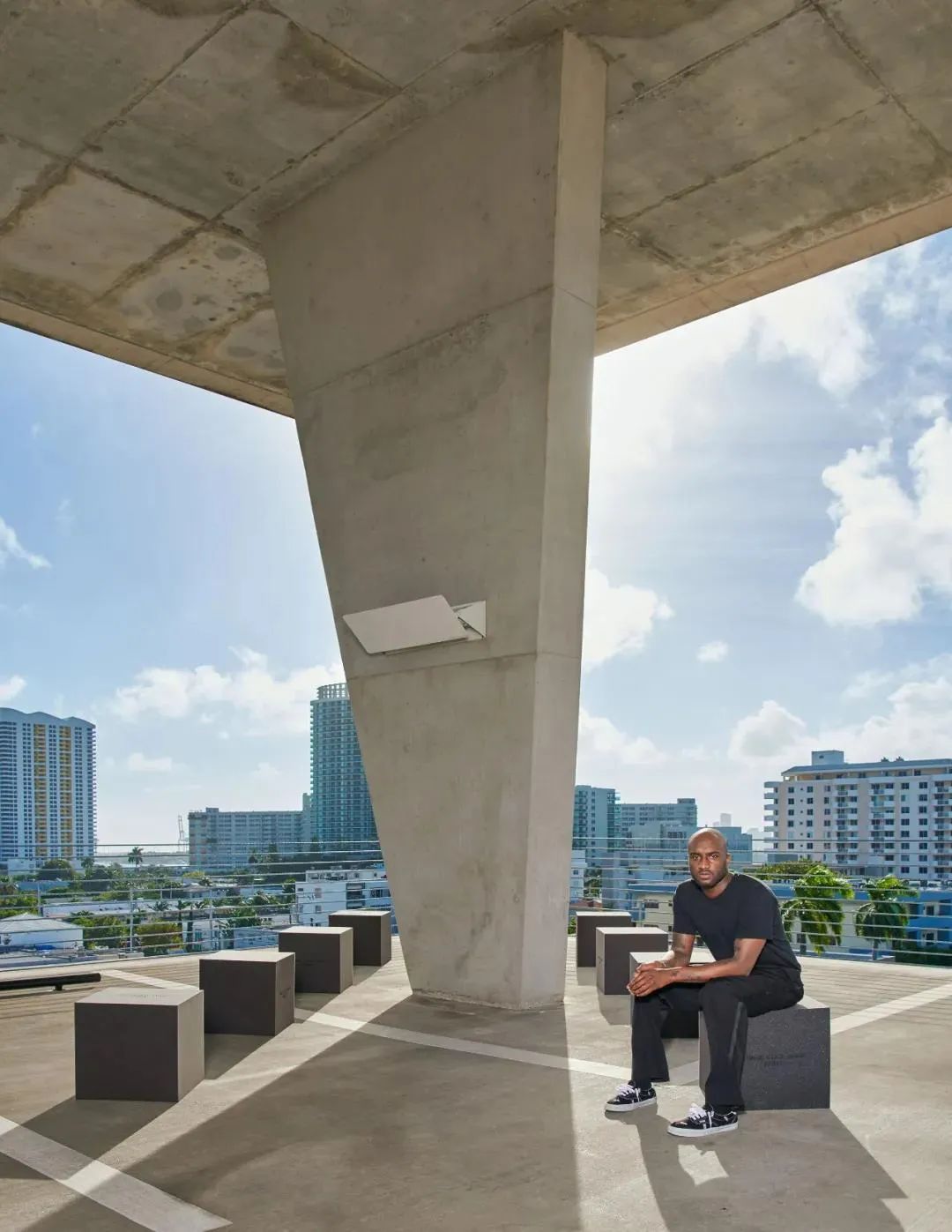 Virgil遗作！Off-White香水突袭发售，回顾我们依然关注Virgil？