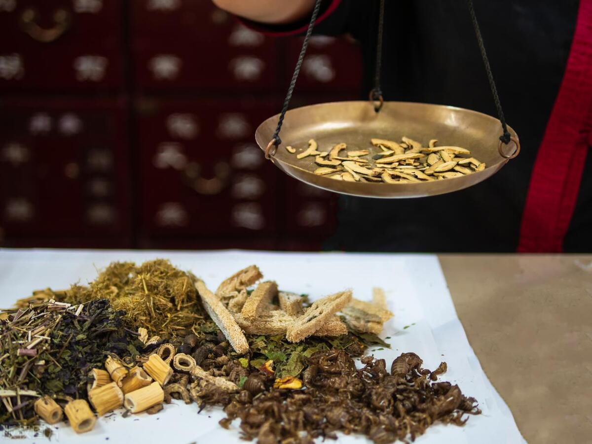 中医中草药治疗恶性肿瘤的突破,恶性肿瘤经过中药调理瘤能消失吗