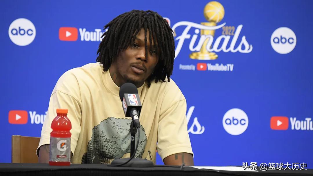 硬汉！半月板撕裂还在打！他赌上了自己的生涯