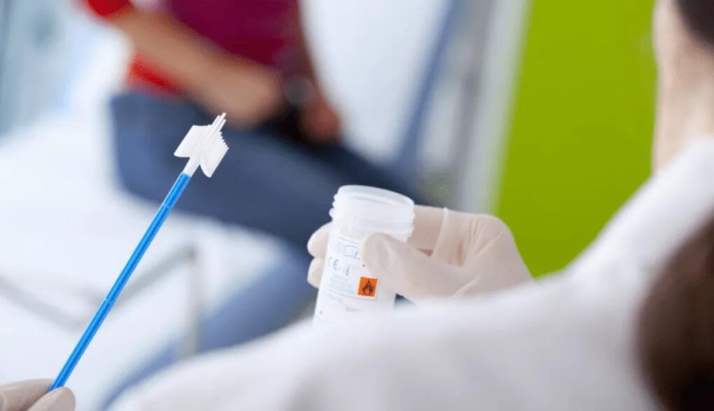 紧急提醒：有人中招查出宫颈癌？身上有一股臭味，不能大意