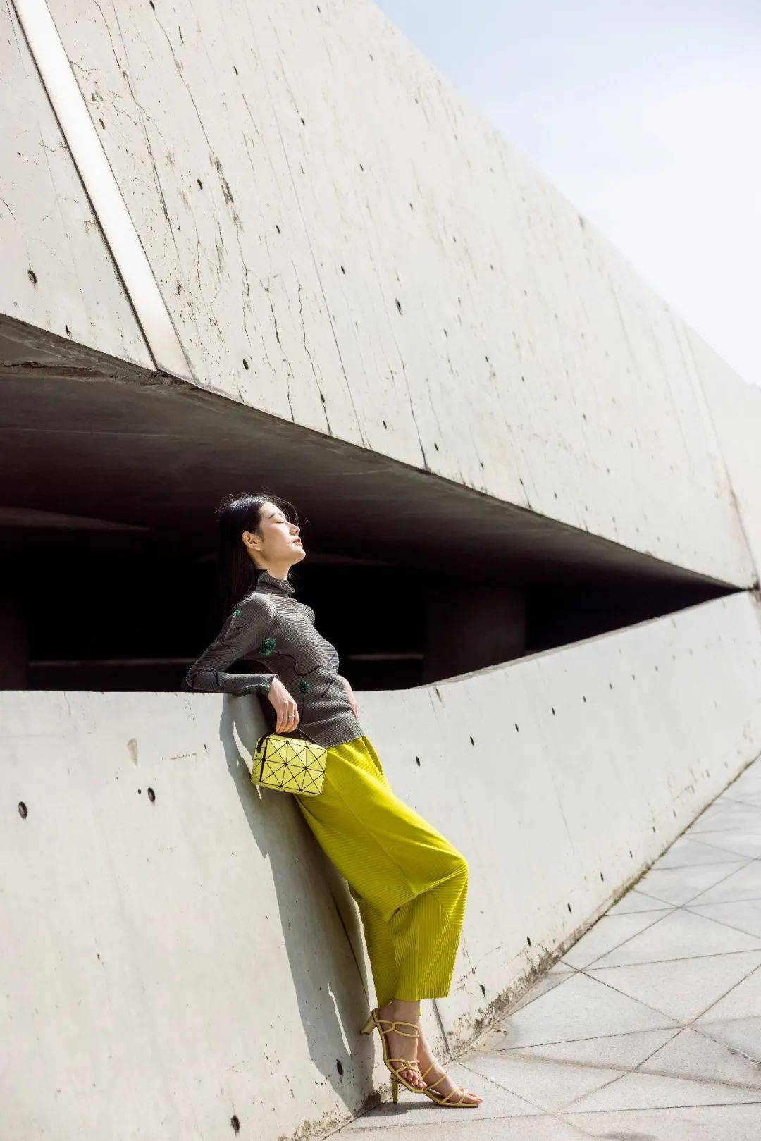 2023三宅一生包包哪款值得买,三宅一生水桶包2021