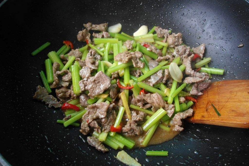 秋冬几款养生食谱推荐给你,冬季养生指南及食谱