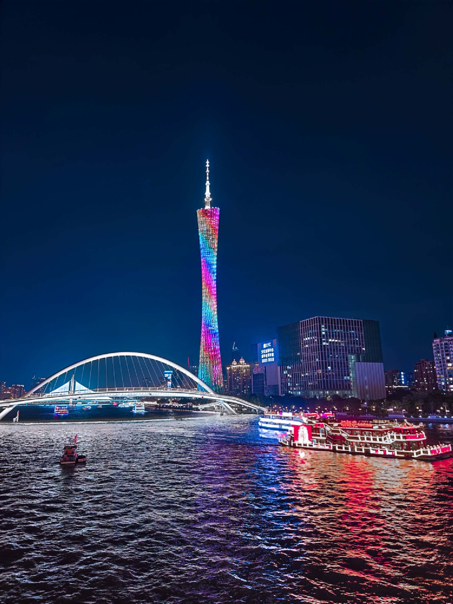 活捉林大，拿下合影+签名！微星龙盾局广州站技术沙龙活动小记