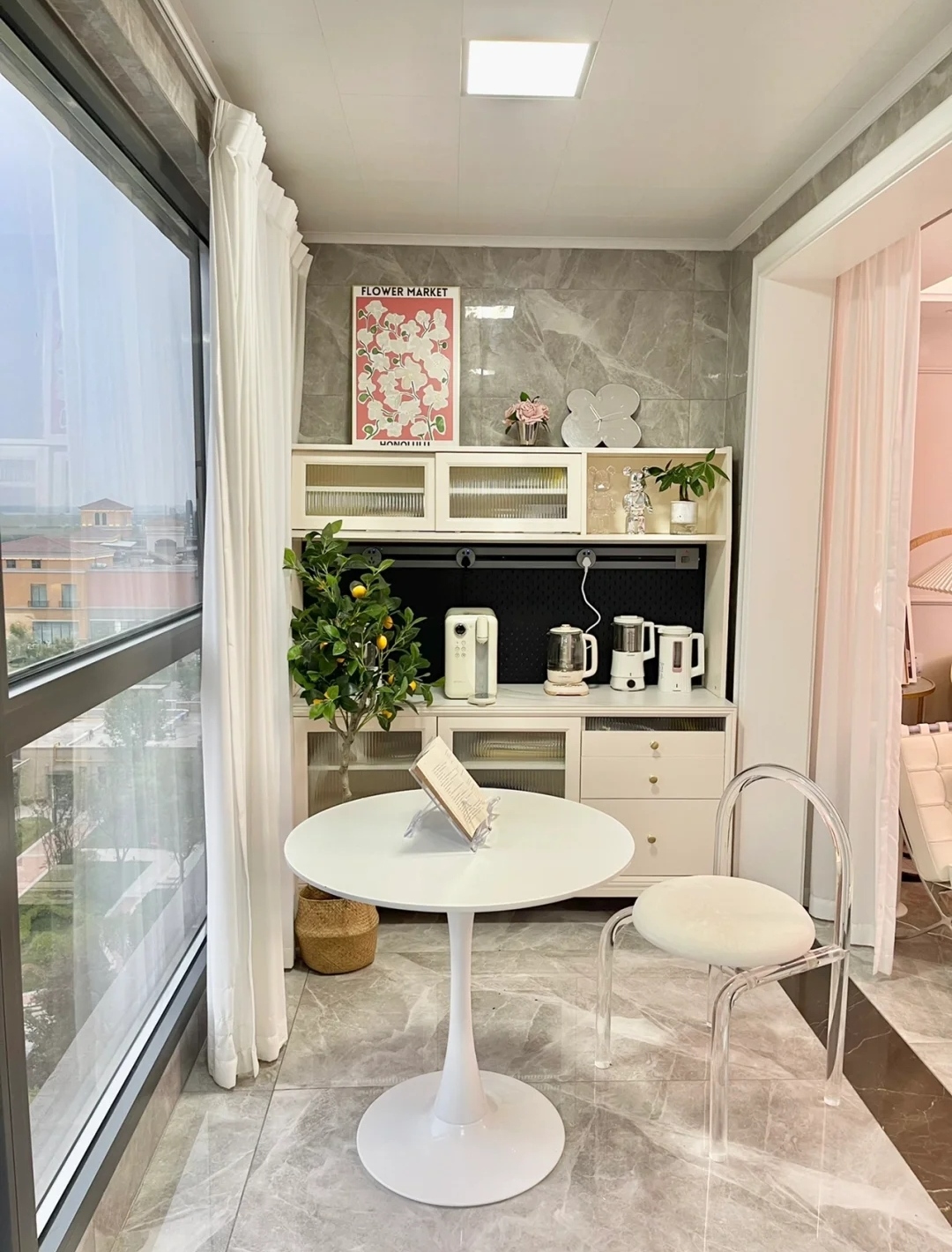 陕西夫妇晒出自家144㎡新房走红：不豪华，却是很多家庭的榜样