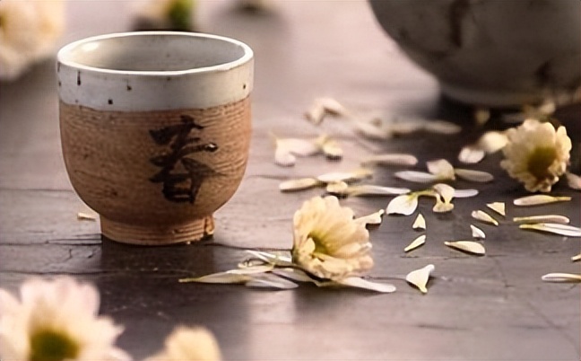 喝普洱熟茶等于喝脏水,普洱熟茶有霉菌吗还能喝吗