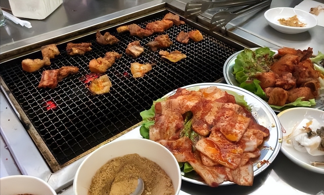 淄博烧烤发源地是临淄嘛,淄博除了烧烤还是足球起源地