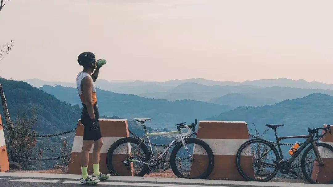 成都便宜的运动场地有哪些,家门口运动场地