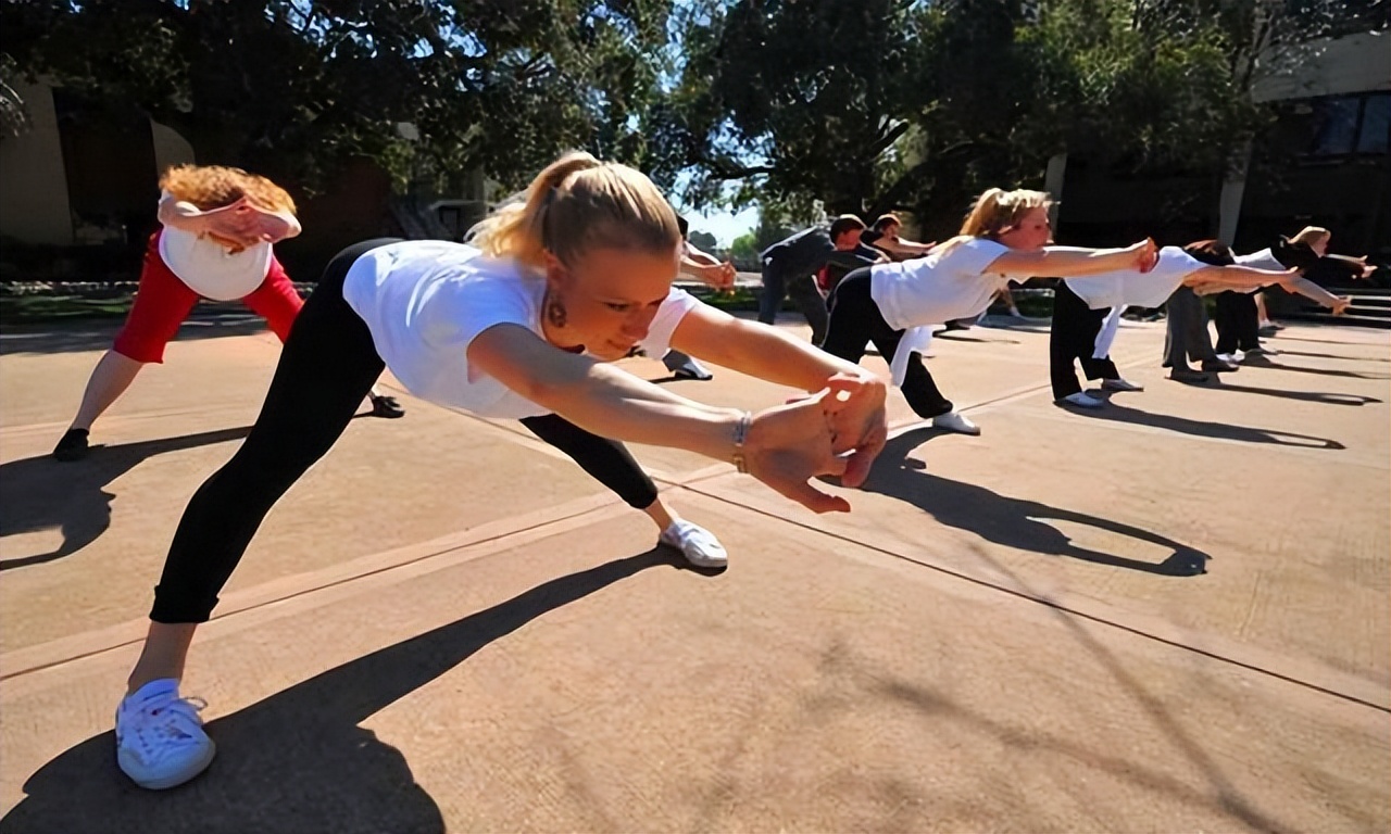大胖子减肥掉秤快的运动方法,胖子减肥不掉秤怎么办