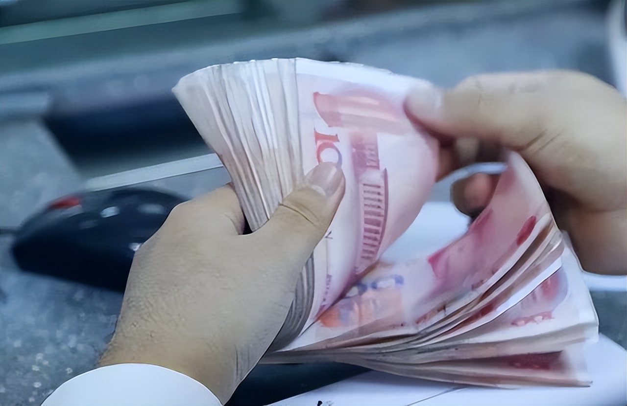 银行存大额存款要注意的事项,银行存钱注意事项和手段