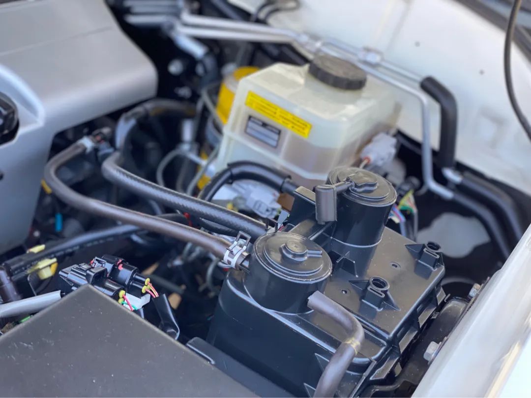 陆巡lc100中控台翻新视频,陆巡lc100内饰翻新