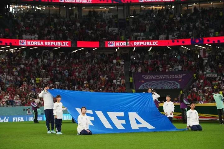 刘磊中国达人秀完整版,国足刘磊个人介绍