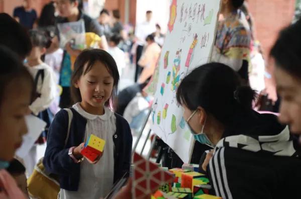 教育温暖的瞬间,一分钟看懂成都教育