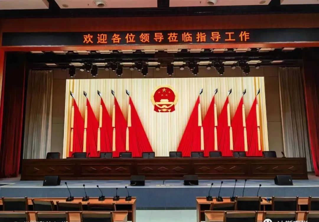 desfine杩柉楂樼鍝佺墝,desfine闊冲搷