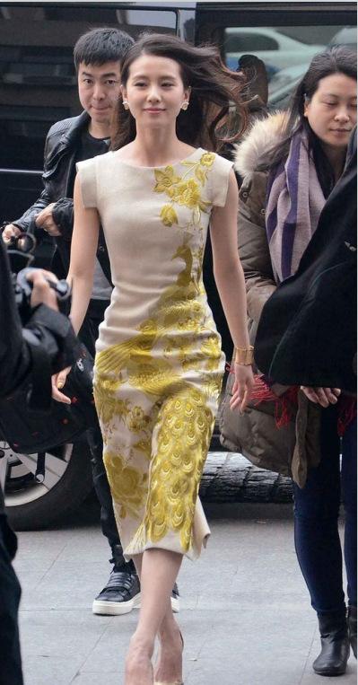 明星旗袍惊艳粉丝，杨幂性感，刘亦菲绝美，最后一人让人眼前一亮