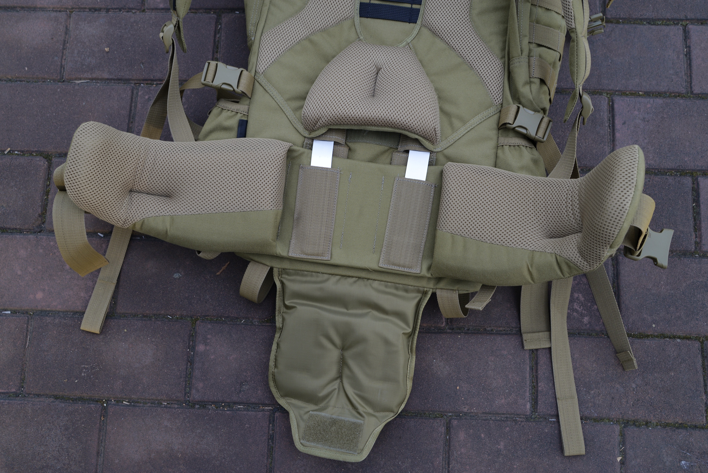 塔虎15l背包对比赫利肯背包,塔虎45l模块化战术背包橄榄绿