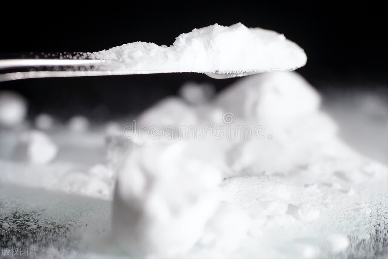 磷酸二氢钾西红柿几天喷一次,磷酸二氢钾喷西红柿使用方法