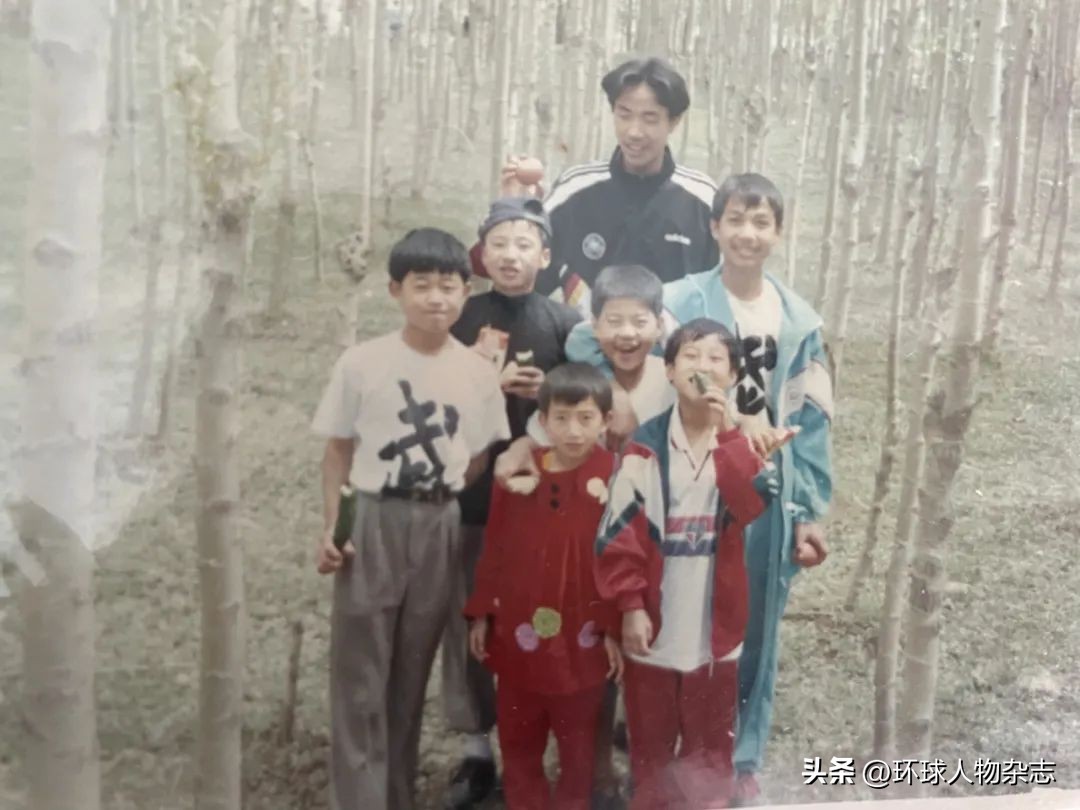 女侠耍刀剑,现实版女侠