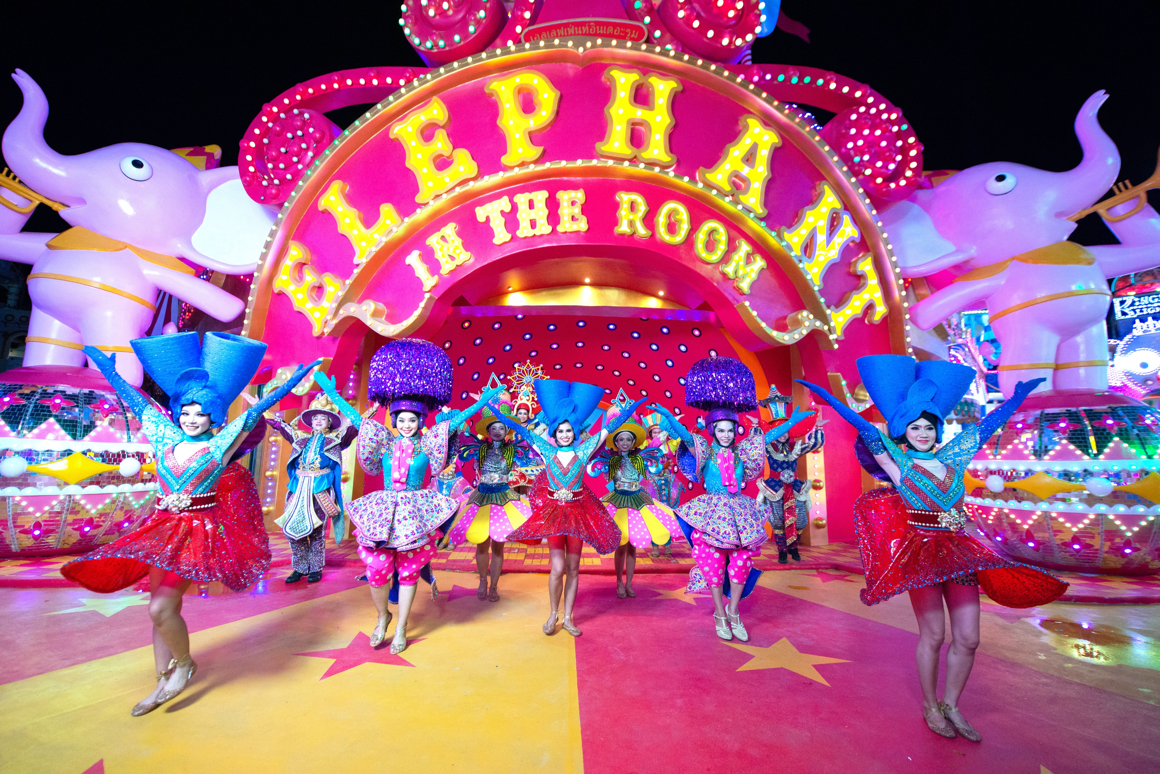 体验一下泰国的风情万种,不出国就能感受到泰国的异域风情