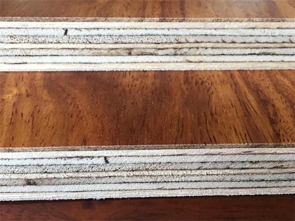 厨房铺地板用后感受,当初家人极力反对