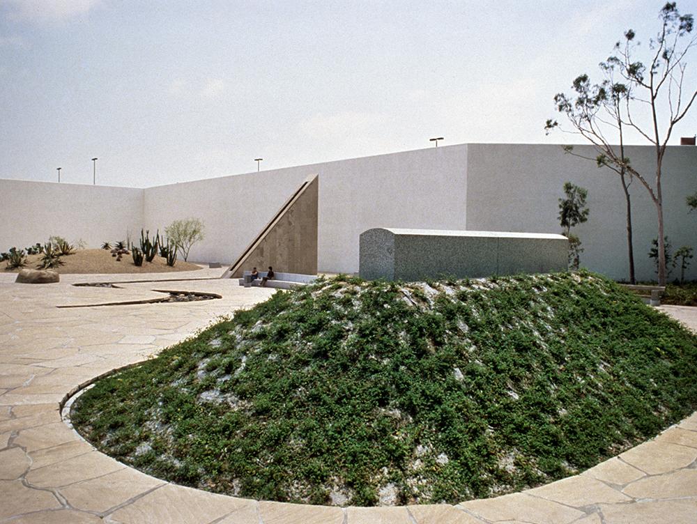 野口勇加州景观,野口勇的加州剧本