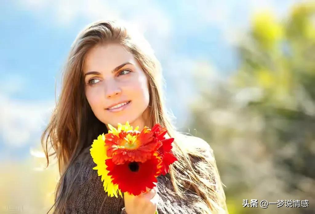 喊女的好听又撩的称呼,女人这样称呼你多半是爱上你了