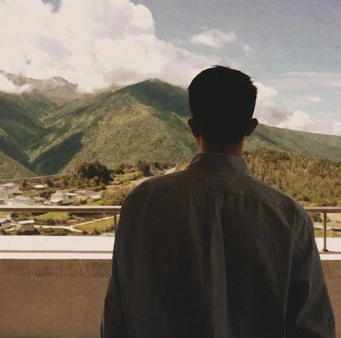 成熟稳重痞帅的男人头像,成熟痞帅男头像