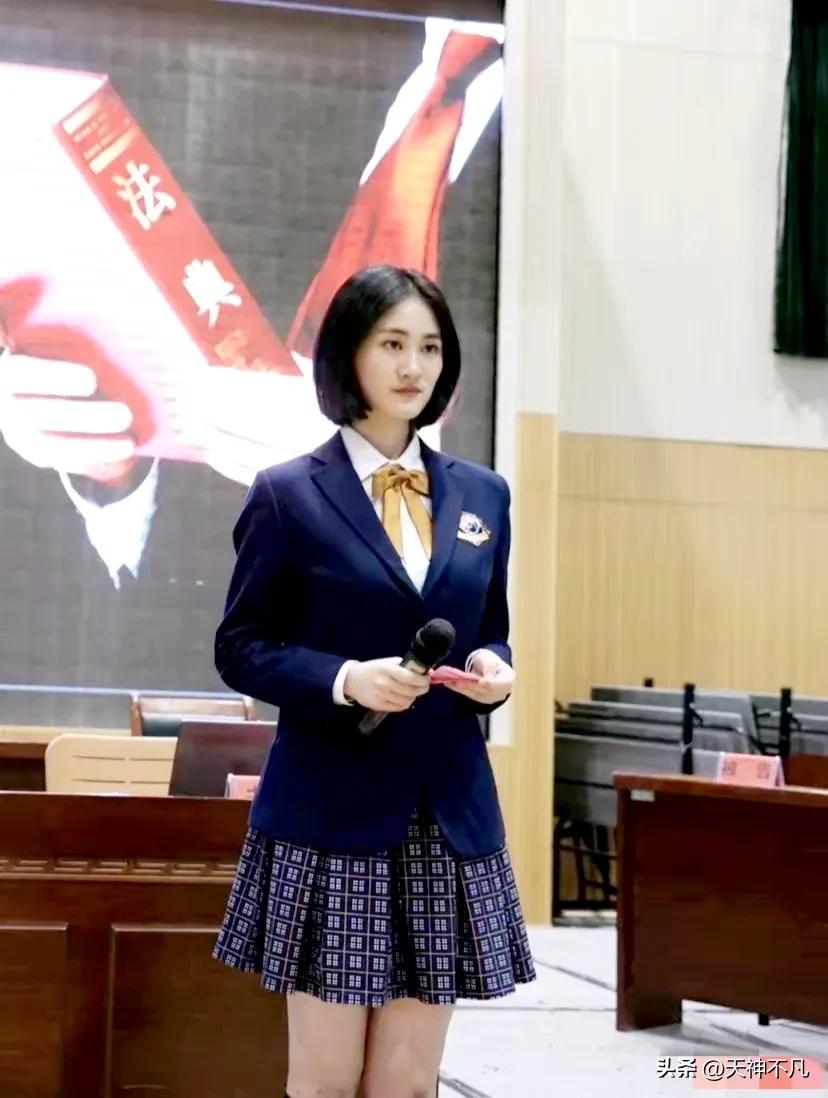 高考女孩漆嘉怡采访视频,漆嘉怡录取